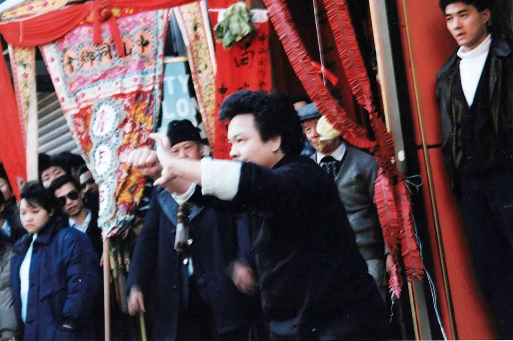 Sifu Tony Lau demonstrating a Tiger Claw hand position